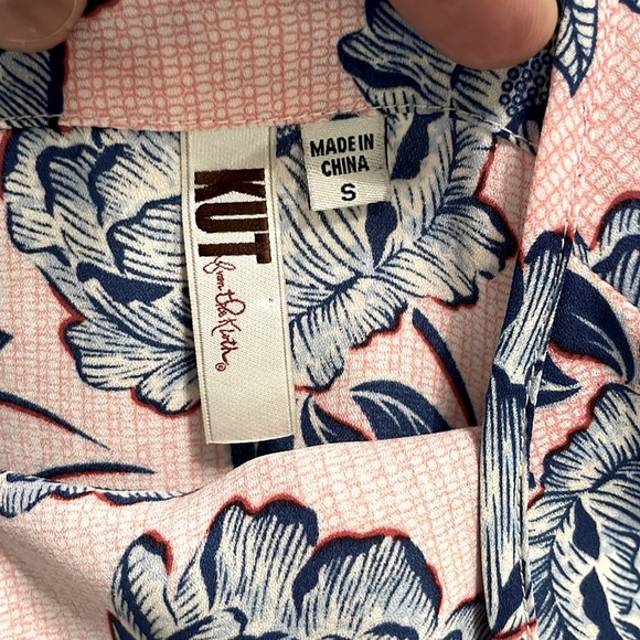 Kut from the Kloth MC Pink and Blue Backless Short Sleeve Blouse size S - Picture 7 of 11